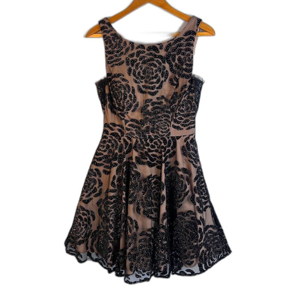 City Studio Floral Lace Cocktail Evening Hoco Dress Fit & Flare Formal‎ Sz JRS 7